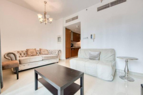 Downtown Dubai one bed with pool and gym